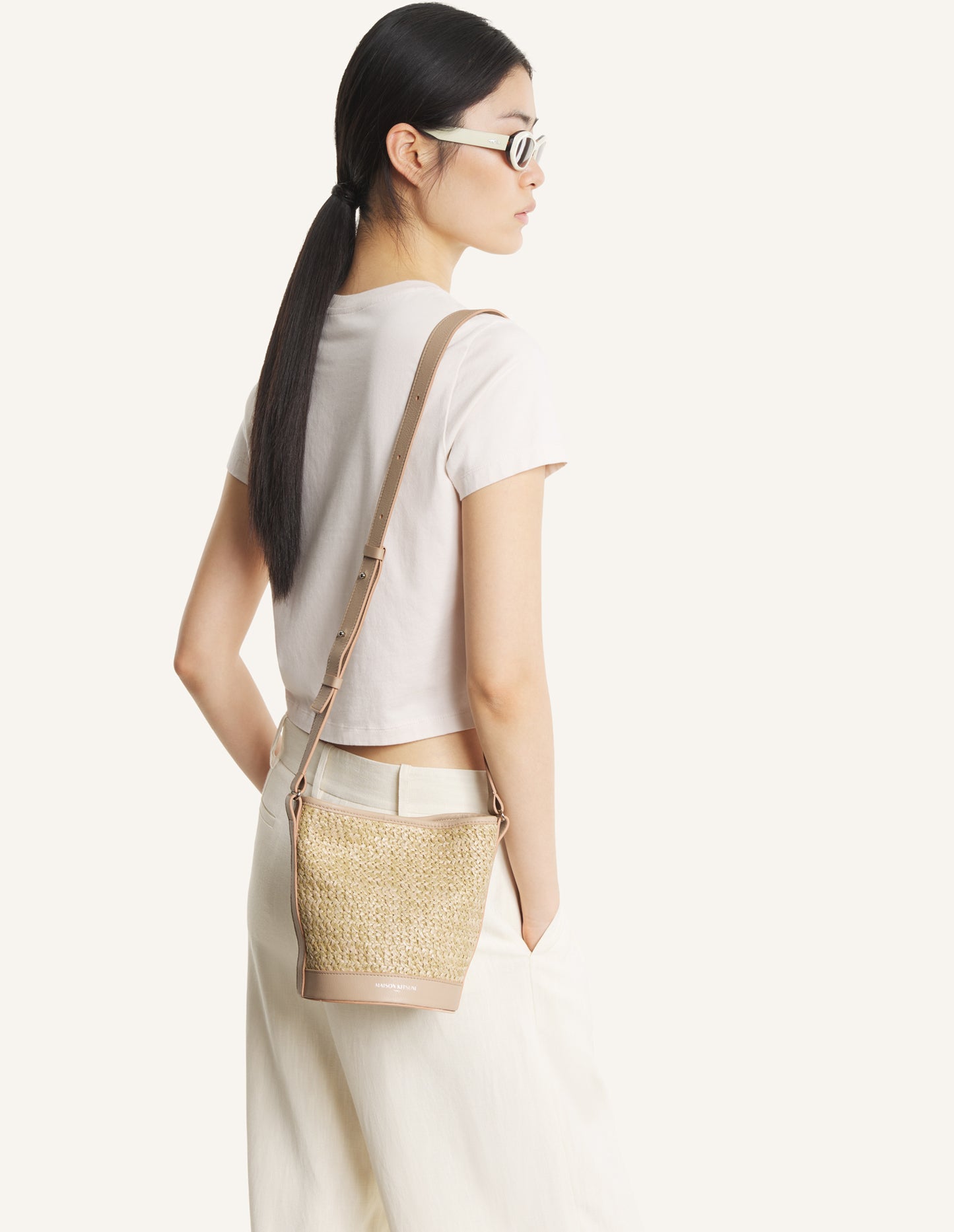 RAFFIA AND LEATHER BUCKET BAG