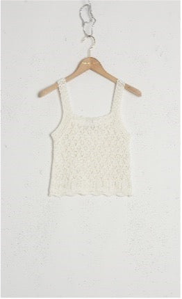 LACE KNIT CROP TOP